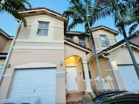 12515 SW 124th Path in Miami, FL - Building Photo
