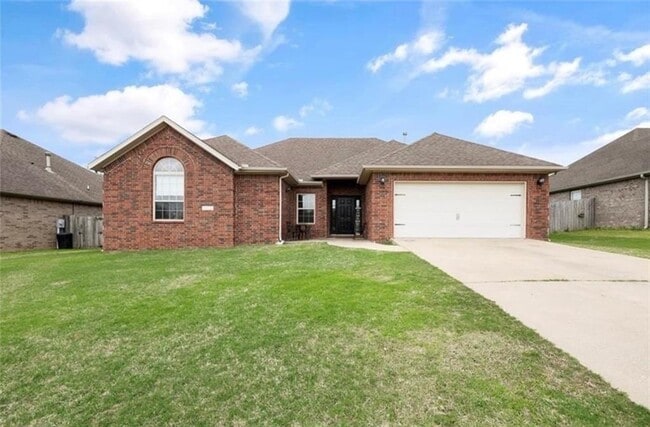 property at 4902 SW Golden Eagle Ave