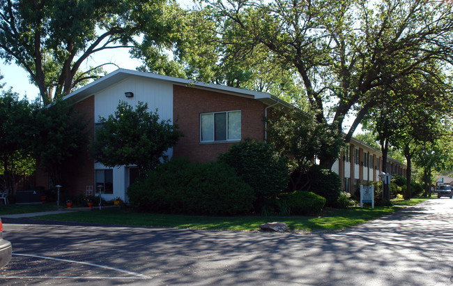 Tremain Terrace in Toledo, OH - Building Photo - Building Photo