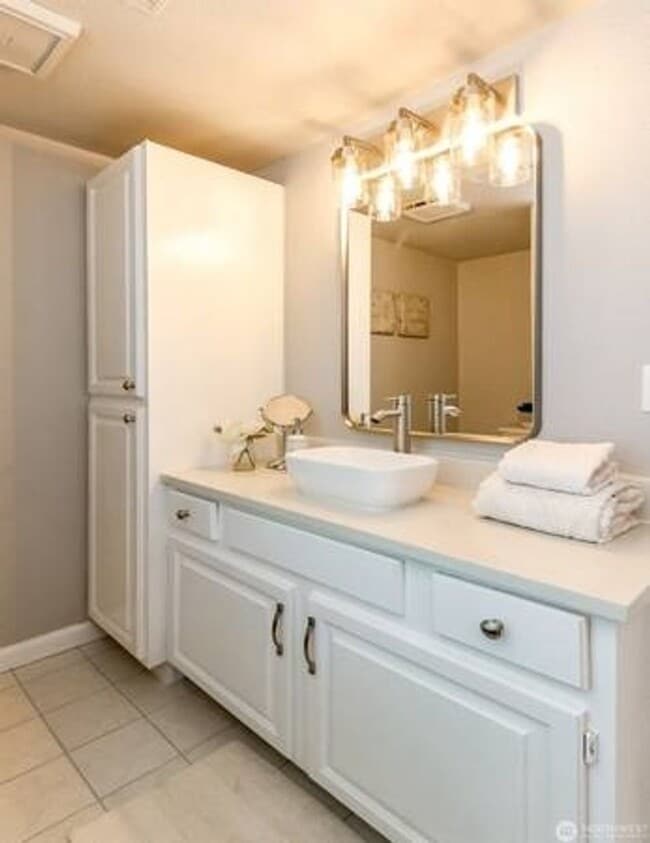 property at 30240 7th Ave S