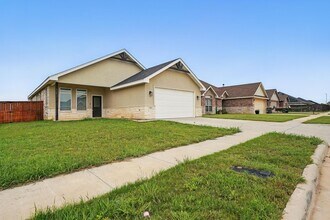 7426 Morning Glory in Abilene, TX - Building Photo - Building Photo