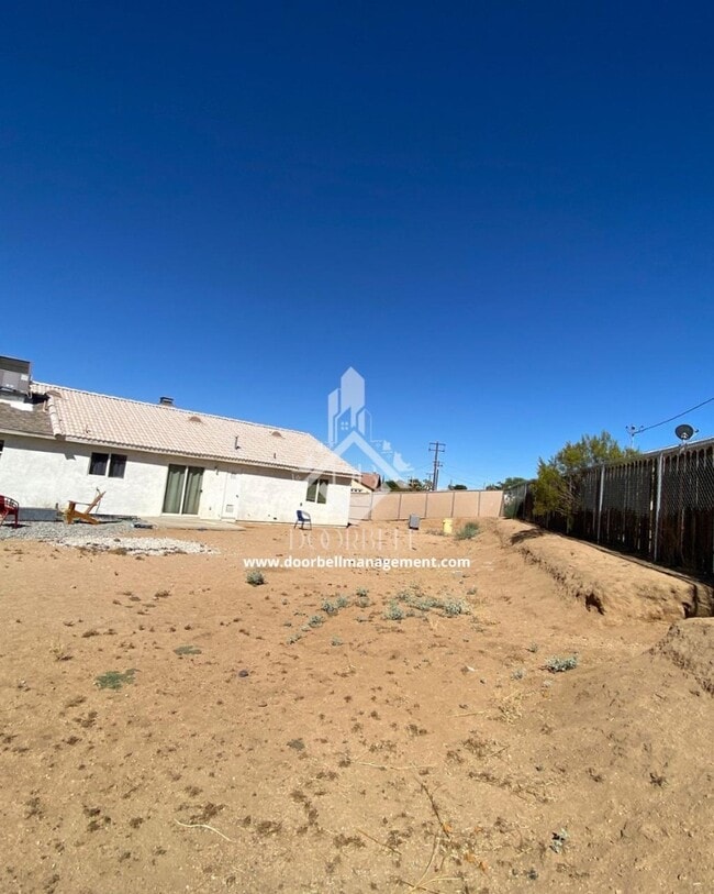 7310 Del Monte Ave in Yucca Valley, CA - Building Photo - Building Photo