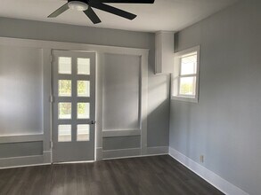 702-704 S Montgomery St in Sherman, TX - Building Photo - Building Photo