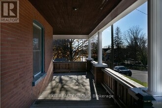 337 Dufferin Ave in Quinte West, ON - Building Photo - Building Photo