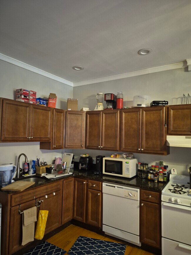133 Summer St, Unit 12AF