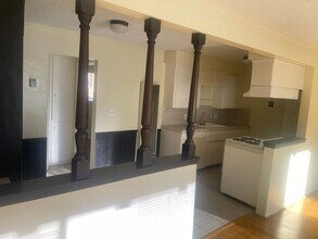 322Live in San Gabriel, CA - Building Photo - Interior Photo