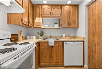 100 Palo Verde Terrace in Santa Cruz, CA - Building Photo - Building Photo