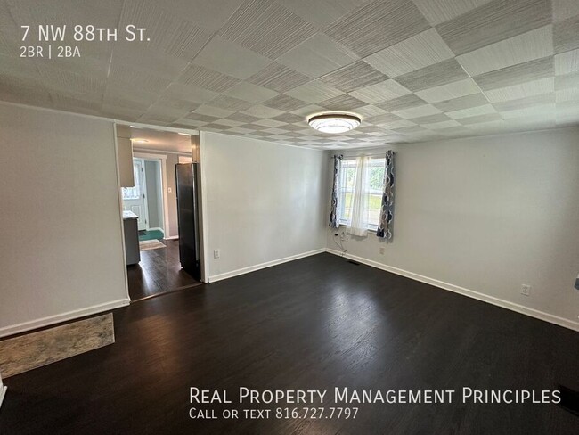 7 NW 88th St in Kansas City, MO - Building Photo - Building Photo