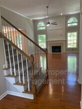 120 Colonnade Ave SW in Atlanta, GA - Building Photo - Building Photo