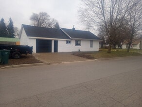 1003 E Harrison Ave in Coeur d'Alene, ID - Building Photo - Building Photo