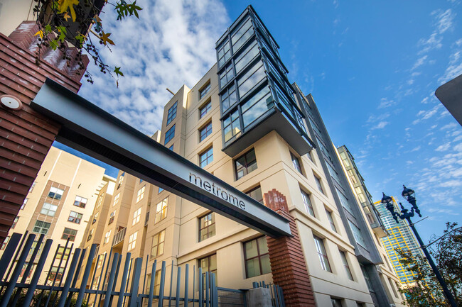 1150 J St, Unit 807 in San Diego, CA - Building Photo - Building Photo