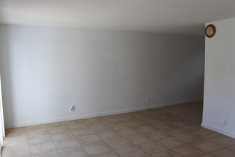 3351 Brussels St in Las Vegas, NV - Building Photo - Building Photo