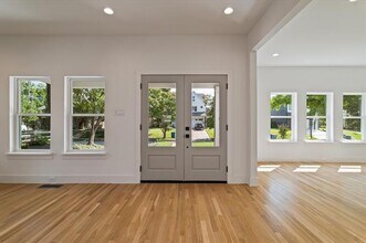 6255 Belmont Ave in Dallas, TX - Building Photo - Building Photo
