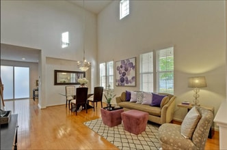 34503 Torrey Pine Ln in Union City, CA - Building Photo - Building Photo