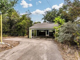 1612 Roberts Ave in Austin, TX - Building Photo