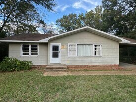 5234 Nantucket Dr in Jackson, MS - Building Photo
