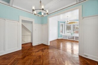 114 Carlton Ave in Jersey City, NJ - Foto de edificio - Building Photo