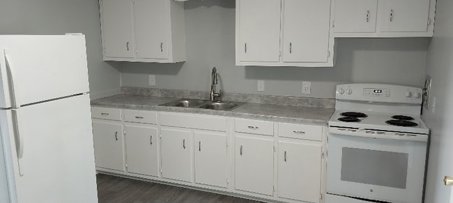 145 Hendricks Blvd in Chattanooga, TN - Foto de edificio - Building Photo