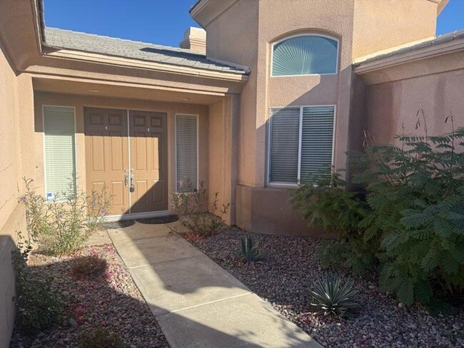 26 Bollinger Rd in Rancho Mirage, CA - Building Photo - Building Photo