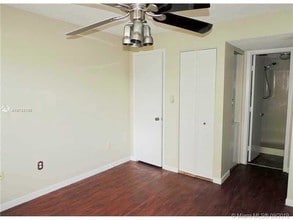 6010 Shaker Wood Cir-Unit -106 in Tamarac, FL - Foto de edificio - Building Photo