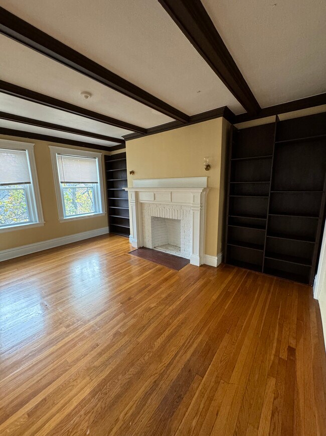 61 Strathmore Rd, Unit 3a in Boston, MA - Foto de edificio - Building Photo