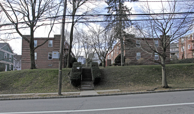 Claircliff Apartments in Montclair, NJ - Foto de edificio - Building Photo