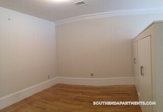 658 Massachusetts Ave in Boston, MA - Building Photo - Building Photo