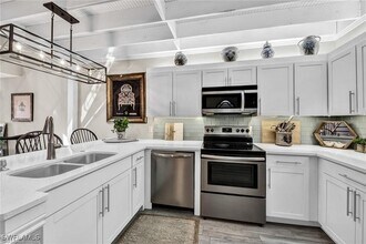 50 Emerald Woods Dr in Naples, FL - Building Photo - Building Photo
