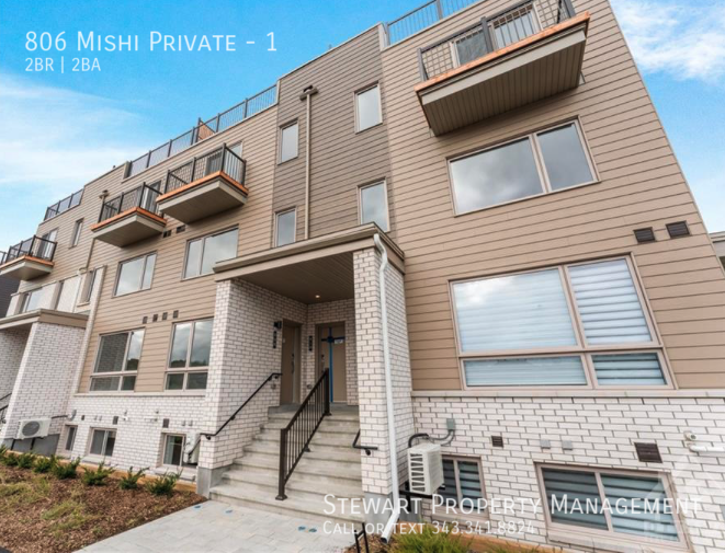 806 Mishi Private in Ottawa, ON - Building Photo