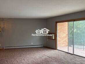 9147 Olson Mem Hwy in Golden Valley, MN - Building Photo - Building Photo