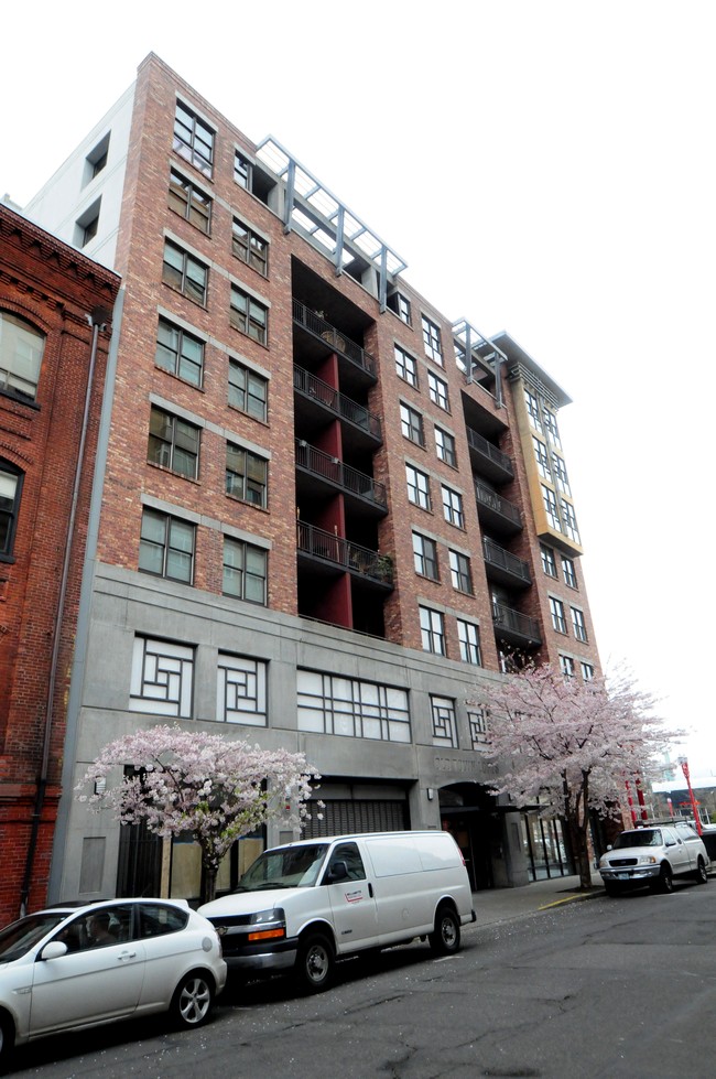 Old Town Lofts in Portland, OR - Foto de edificio - Building Photo