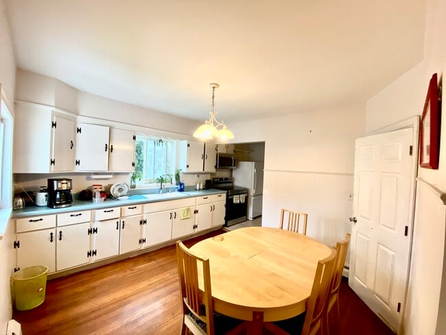 property at 21 Royall St