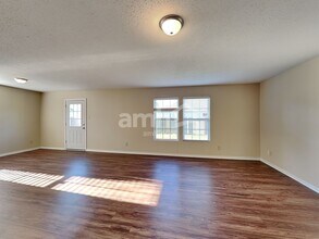 1361 Redwood Dr in Greenfield, IN - Building Photo - Building Photo