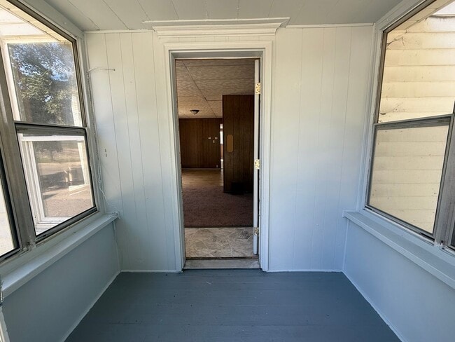 515 W Trail St in Jackson, MI - Building Photo - Building Photo