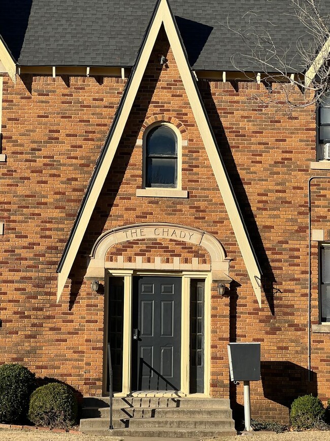 property at 2601 N Walker Ave