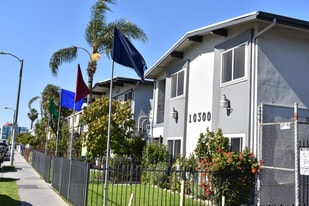 Century Palms Apartments in Inglewood, CA - Building Photo