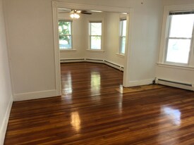 34 Miller Ave in Providence, RI - Building Photo