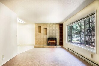 720 NE 69th Ave, Unit 720 in Hillsboro, OR - Building Photo - Building Photo