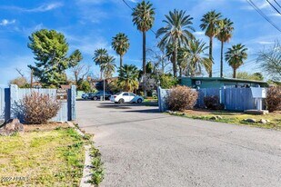 4004 E McKellips Rd in Mesa, AZ - Building Photo