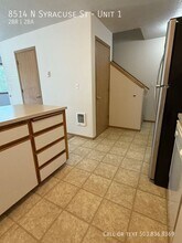 8514 N Syracuse St in Portland, OR - Building Photo - Building Photo