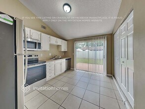 10206 Vista Cove Ct in Tampa, FL - Building Photo - Building Photo