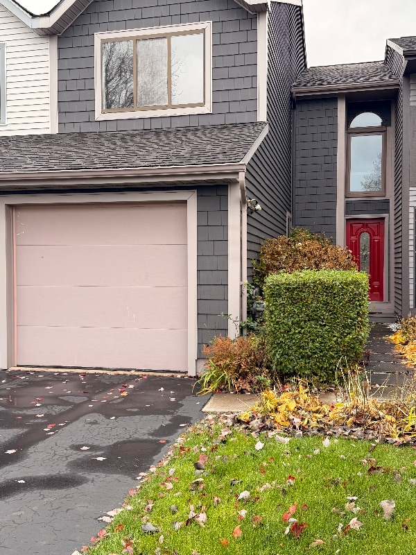 property at 8230 Beehive Cir