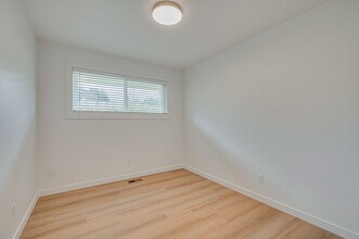 626 NE 19th Ave in Camas, WA - Building Photo - Building Photo