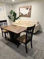 16 W Gray Ct, Unit 3 in Spokane, WA - Building Photo