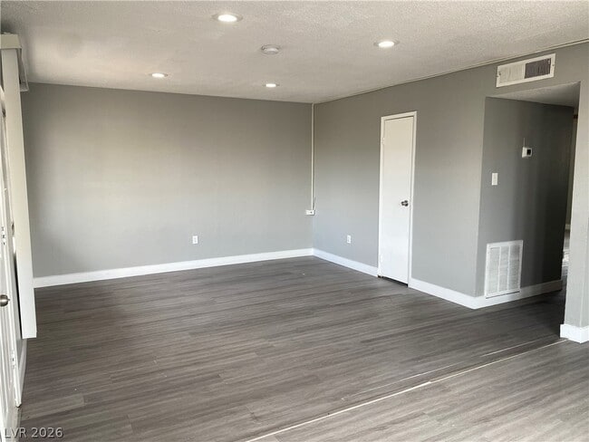 property at 1089 E Desert Inn Rd