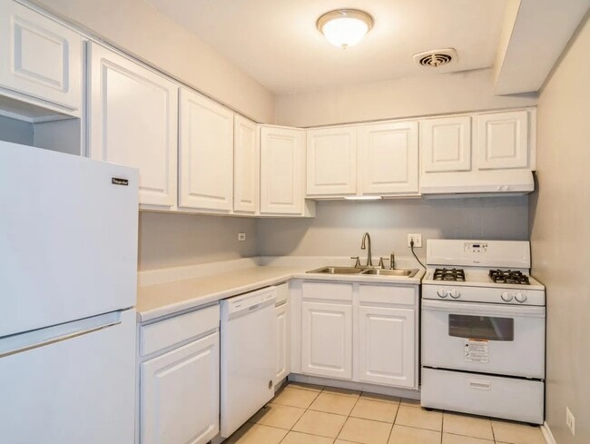 property at 1227 S Harlem Ave