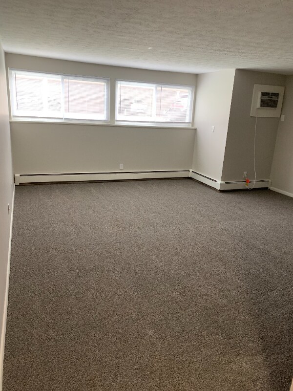 554 West Ave in Tallmadge, OH - Building Photo - Building Photo