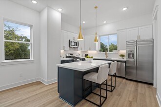 717 Janisch Rd in Houston, TX - Building Photo - Building Photo