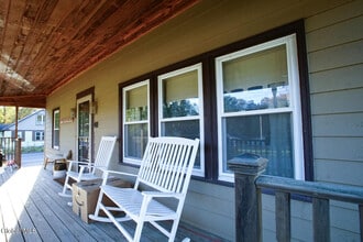 48 Smith Bridge Rd in Saratoga Springs, NY - Building Photo - Building Photo