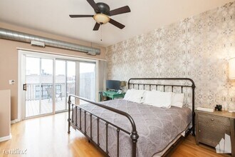 2333 W St Paul Ave-Unit -#316 in Chicago, IL - Foto de edificio - Building Photo